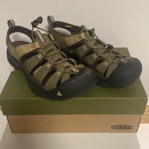 Keen Mens Water Shoes
